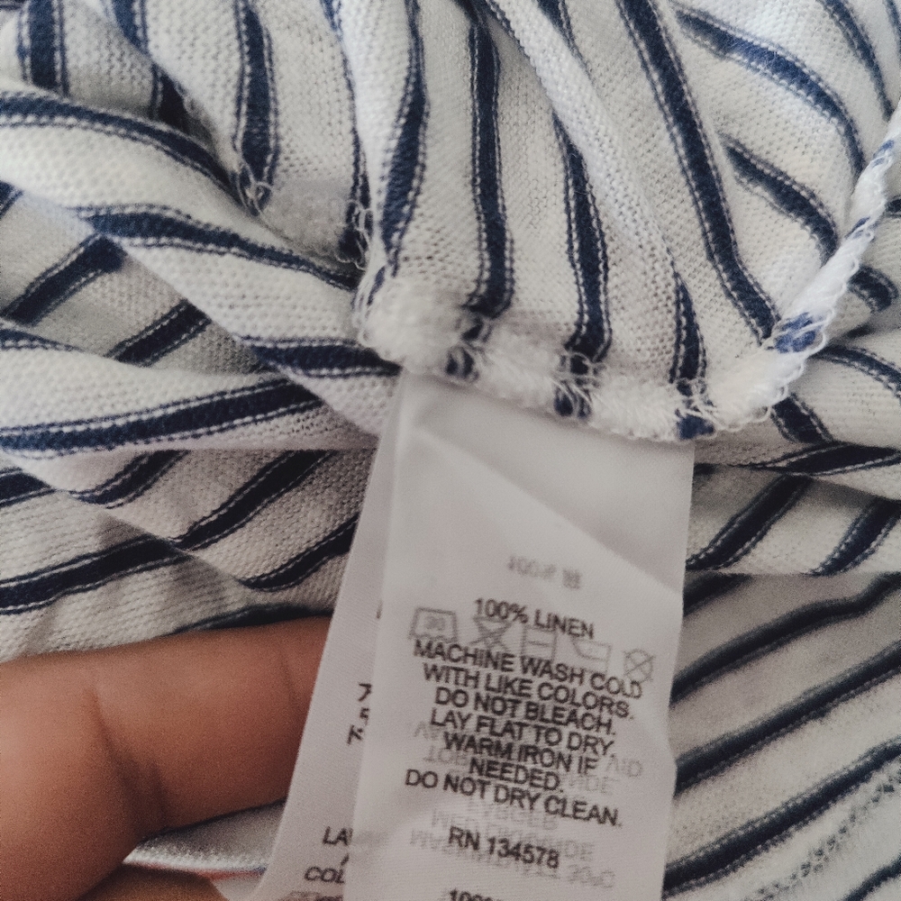 Vineyard Vines Striped V-Neck Women's Top - Picture 6 of 6